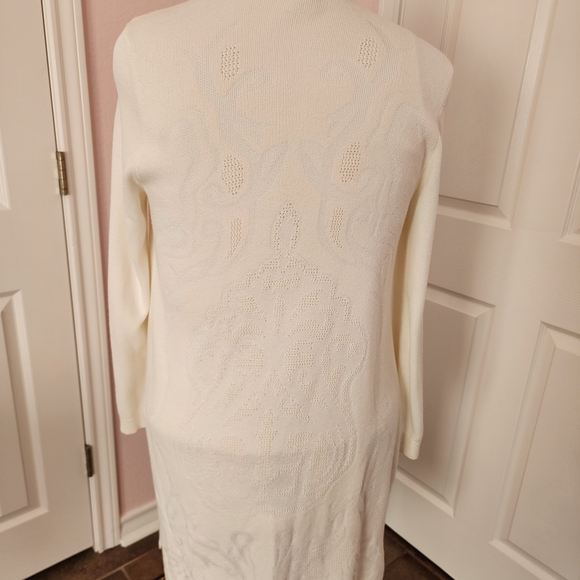 Chico's Cream Women's Cardigan Sweater Set. 2 Piece. - Picture 3 of 4